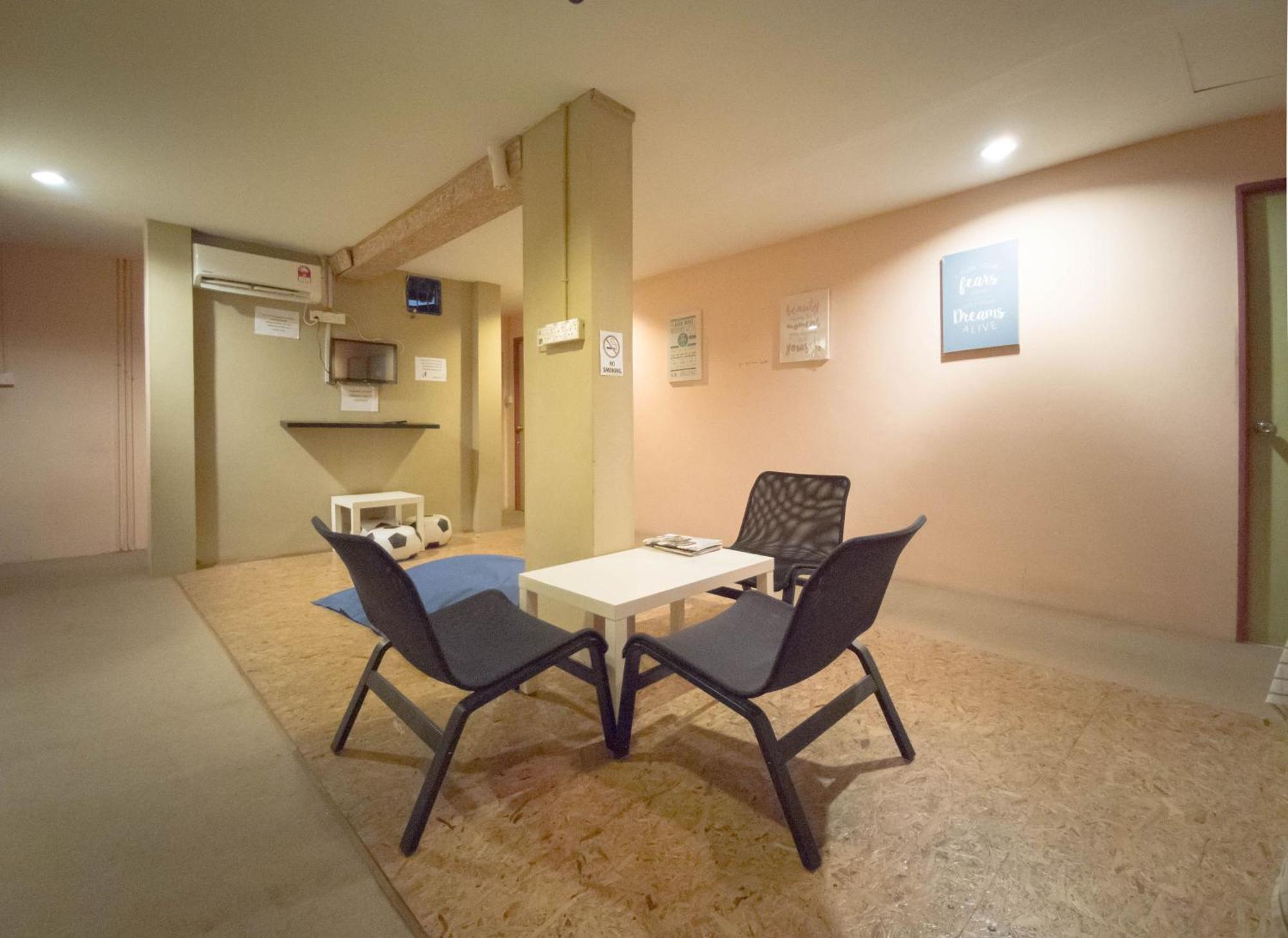Koptel Budget Hotel Kuching Eksteriør billede
