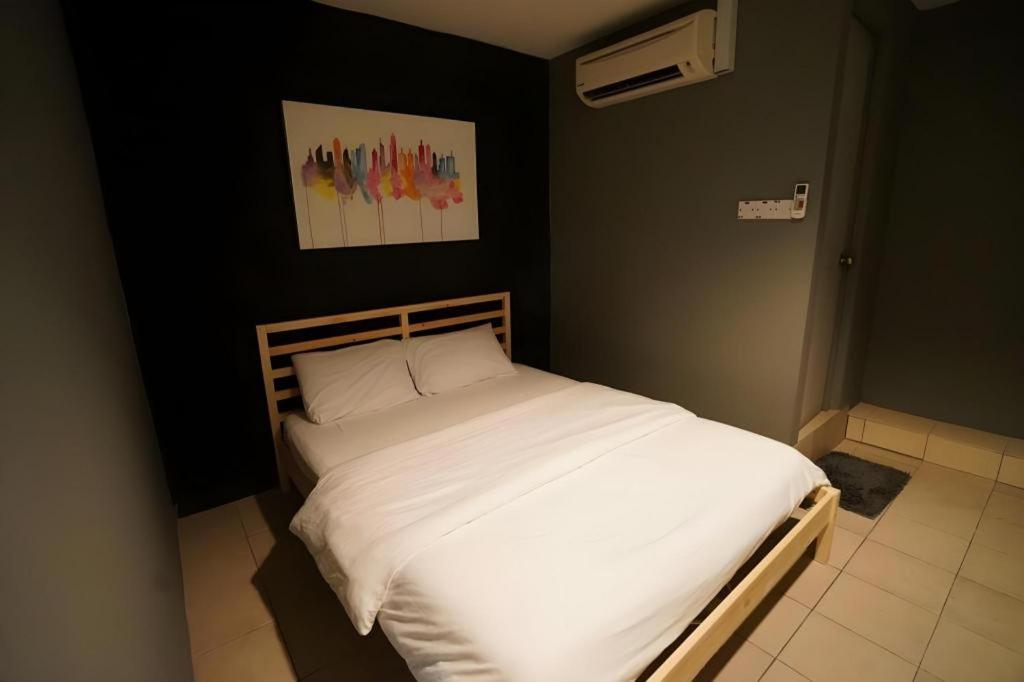 Koptel Budget Hotel Kuching Eksteriør billede